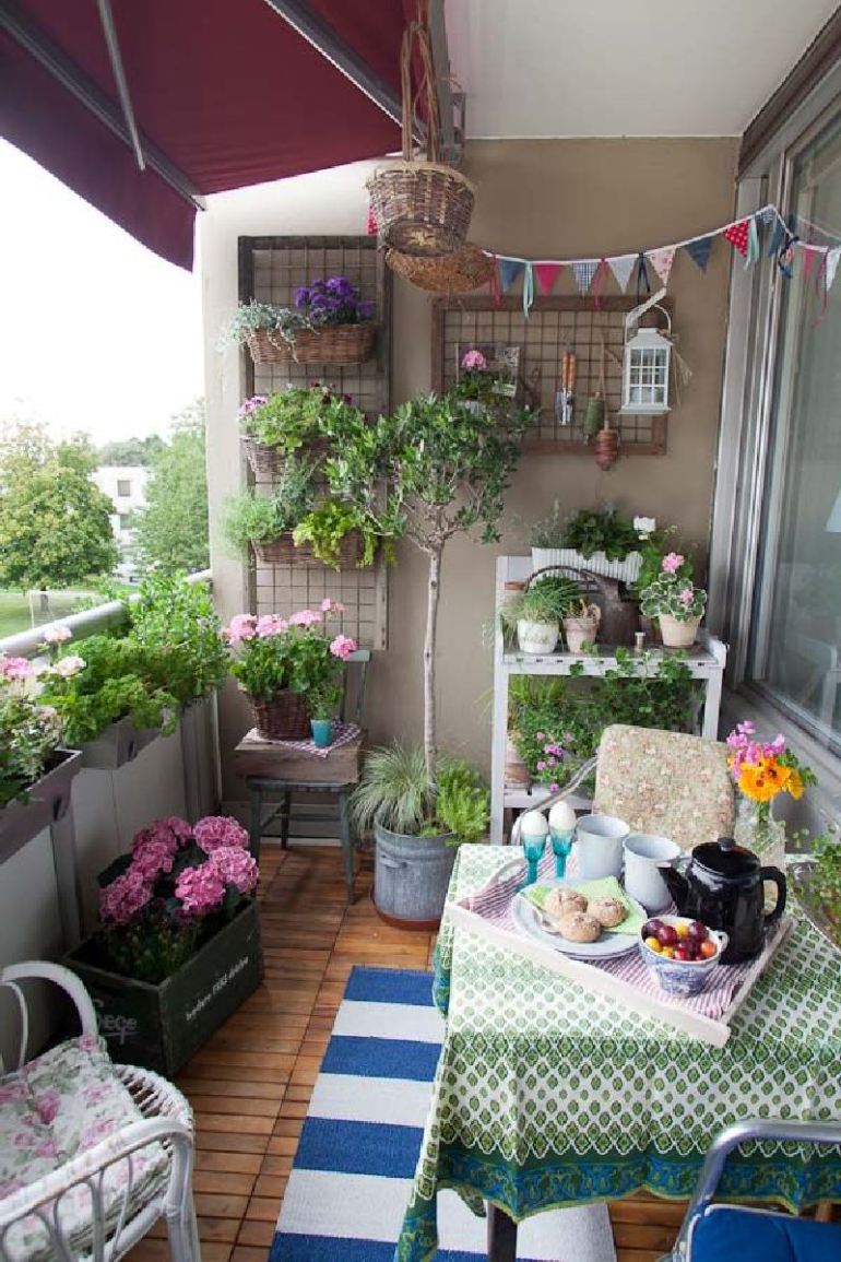 50 Best Balcony Garden Ideas and Designs for 2017