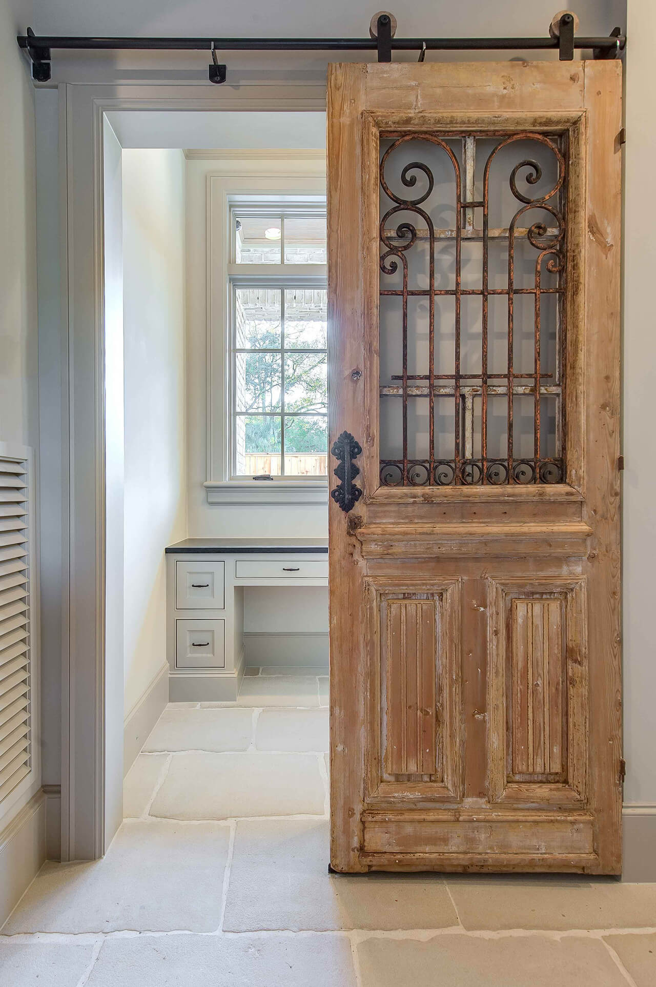 New Takes On Old Doors: 21 Ideas How to Repurpose Old 