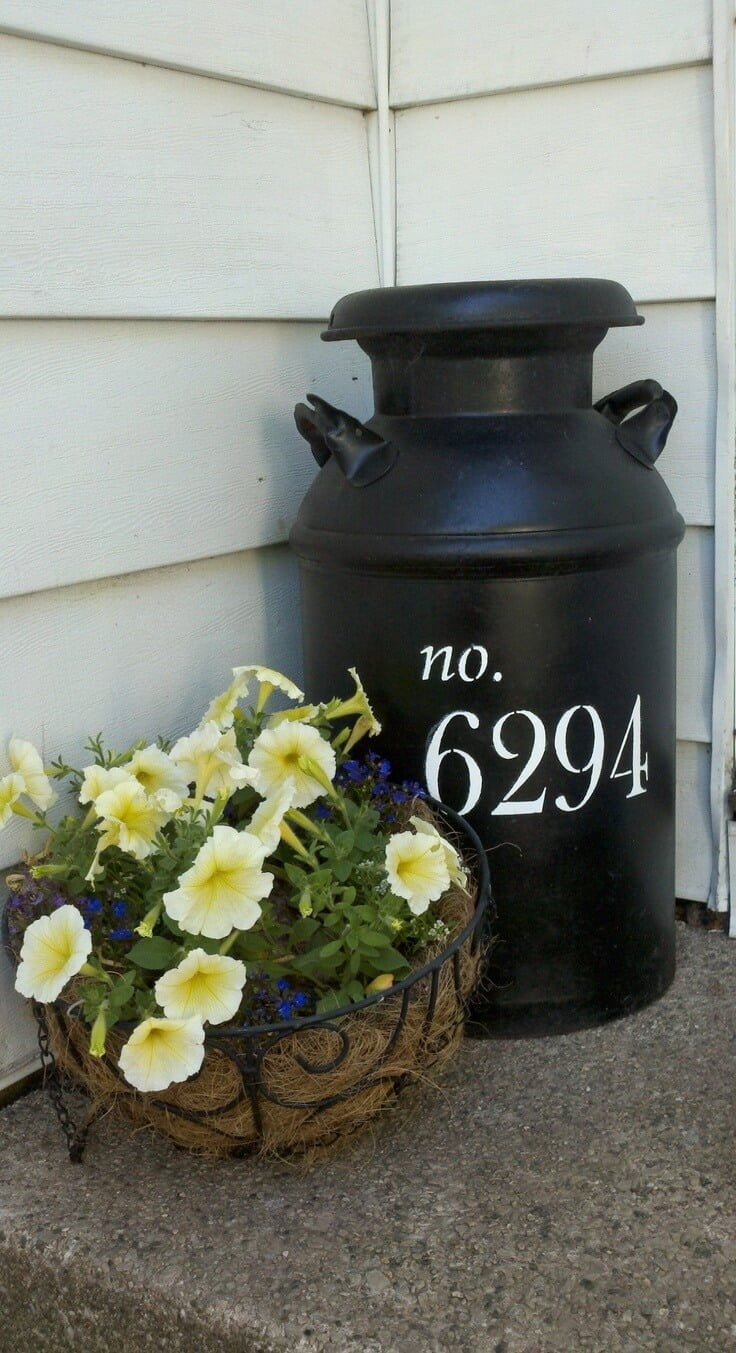 Welcome Spring: 17 Great DIY Flower Pot Ideas for Front Doors