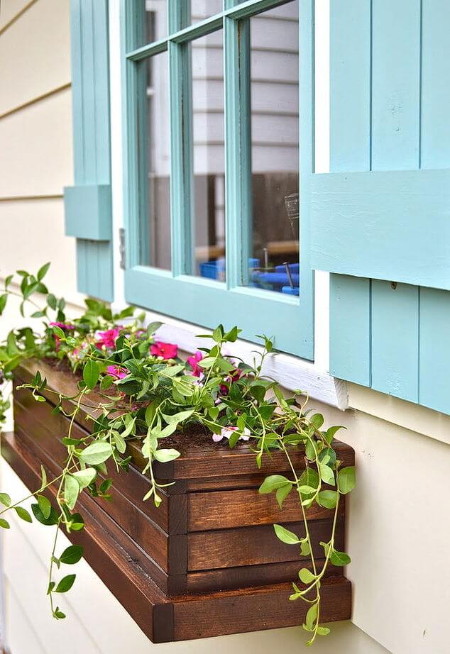 32 Best DIY Pallet and Wood Planter Box Ideas and Designs 