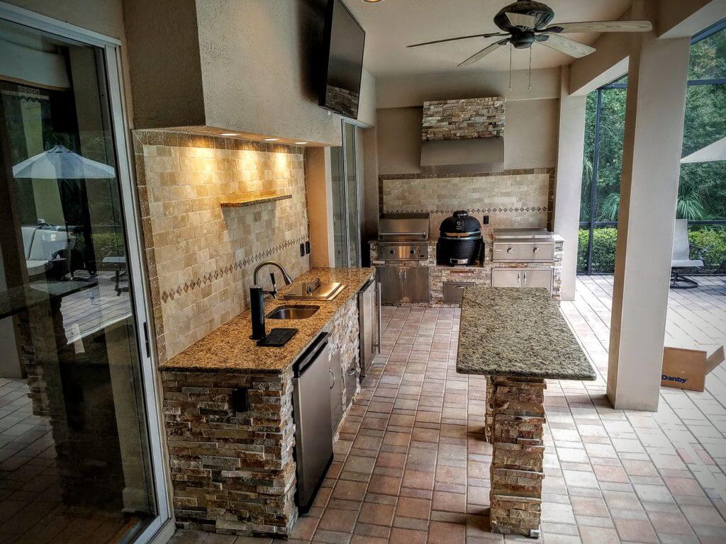 17 Functional and Practical Outdoor Kitchen Design Ideas - Style Motivation