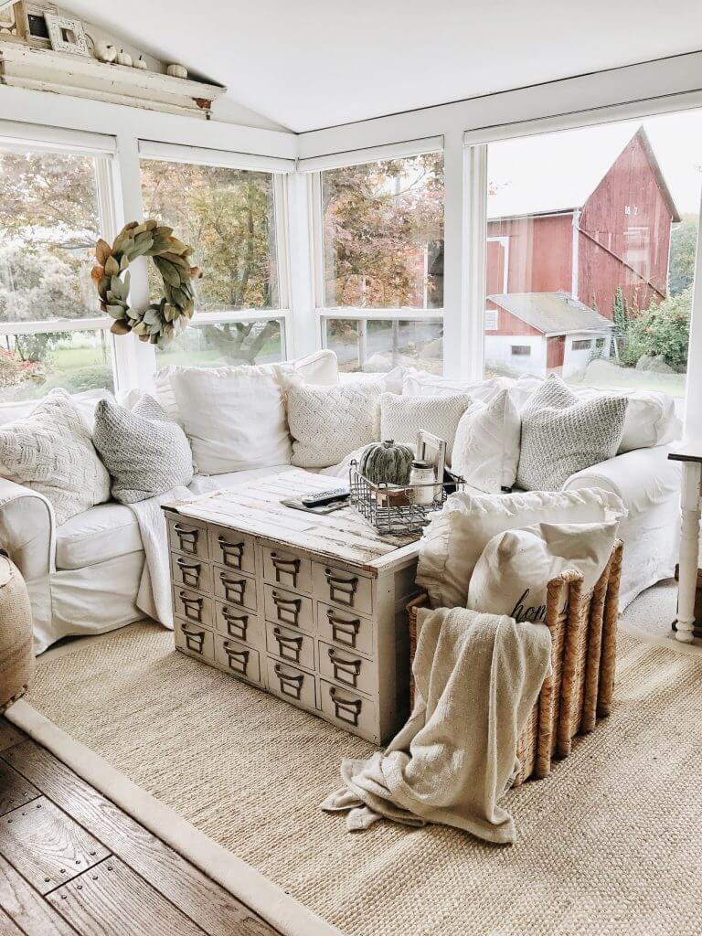 35 Best Farmhouse Living Room Decor Ideas and Designs for 2017