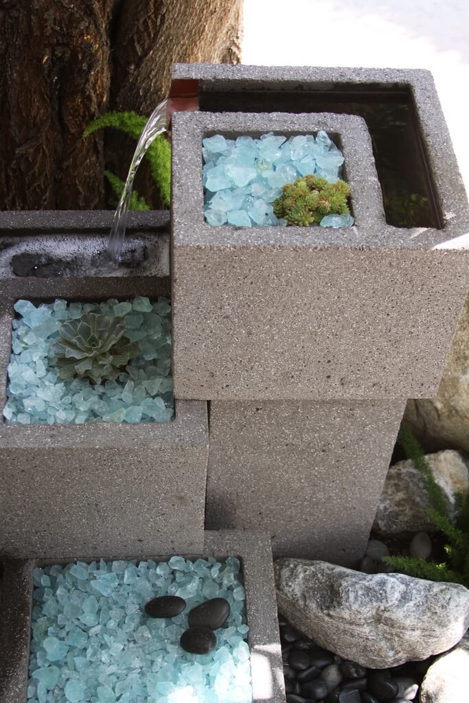 28 Best Ways to Use Cinder Blocks - Ideas and Designs for 2017